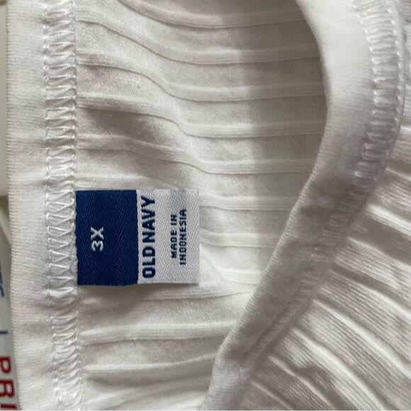 NWOT Old Navy Plus Size Cropped Ribbed Tank Top - Picture 5 of 5